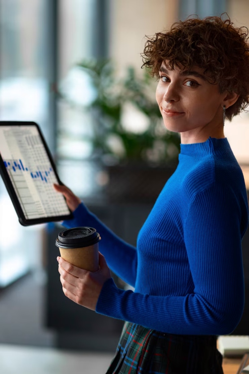 Freepik Consumer Data Right - Current Innovation Ecosystem News:  FINTECH & FUNDING